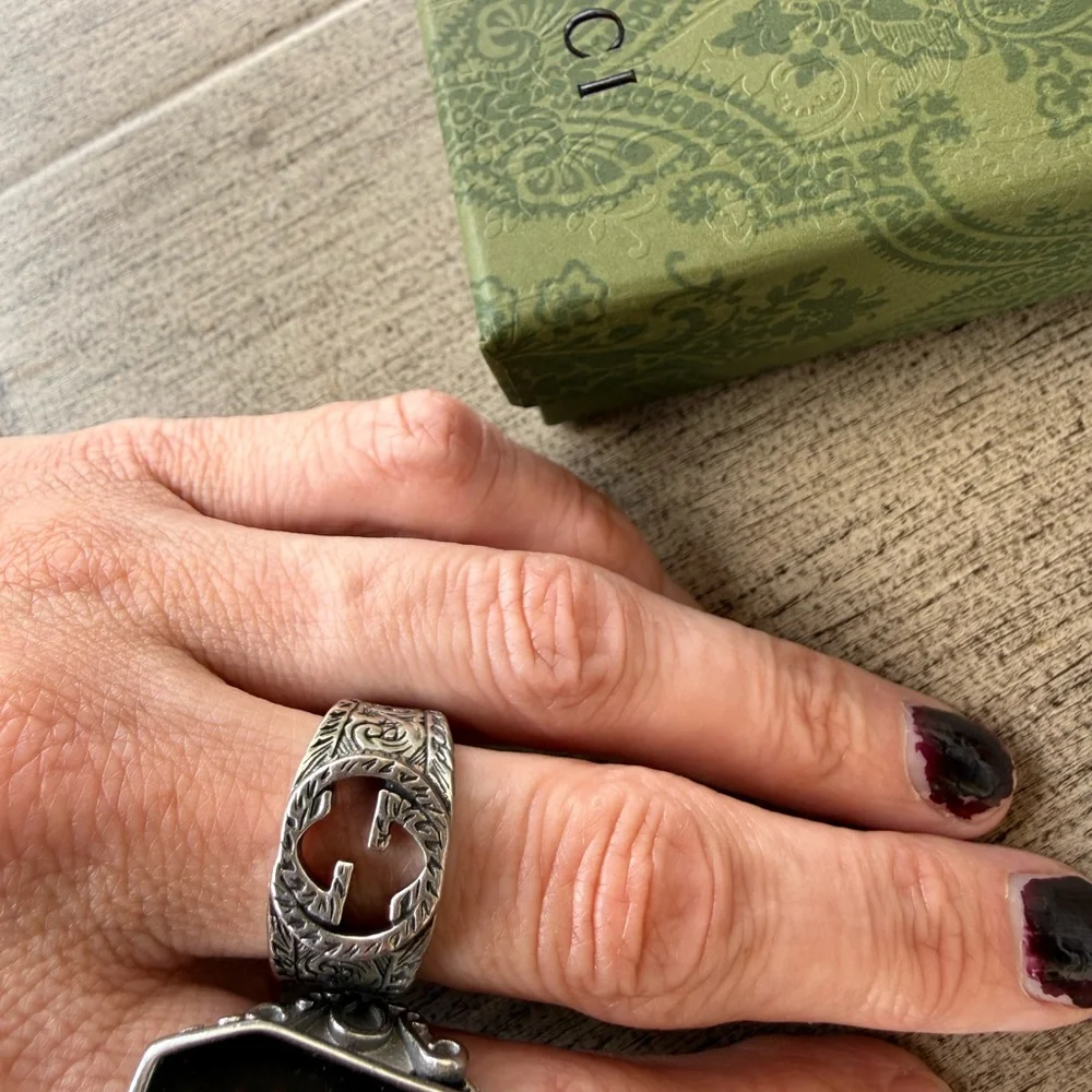 Gucci Men's Interlocking GG Sterling Silver Paisley Ring 8 - Picture 3 of 4